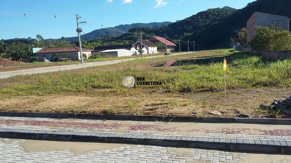 Lote/Terreno de 301m² no bairro CENTRO, em Guabiruba | Eu Corretor