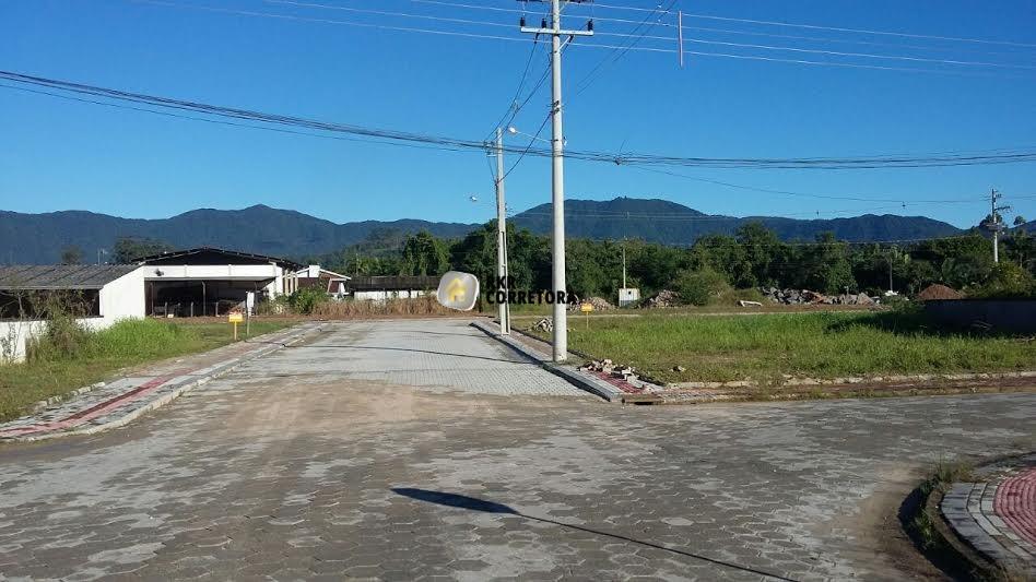 Lote/Terreno de 301m² no bairro CENTRO, em Guabiruba | Eu Corretor