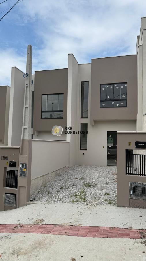 Casa de 2 quartos, no bairro ÁGUAS CLARAS, em Brusque | Eu Corretor