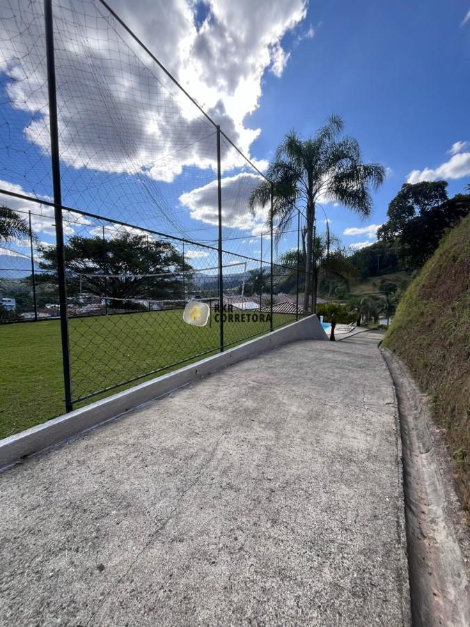 Casa de 4 quartos, no bairro CENTRO, em Guabiruba | Eu Corretor
