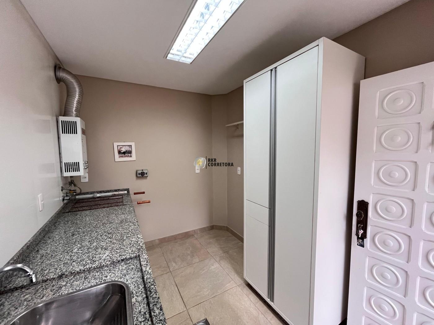 Casa de 4 quartos, 300m² no bairro Azambuja, em Brusque | Eu Corretor