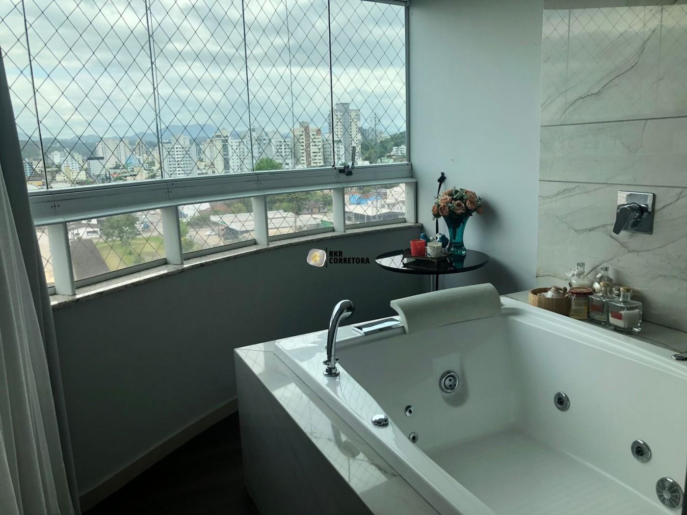 Apartamento de 3 quartos, 210m² no bairro Bairro São Luiz, em Brusque | Eu Corretor