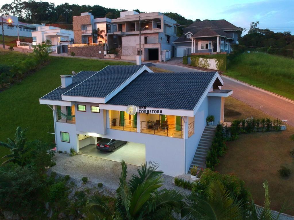 Casa de 4 quartos, 250m² no bairro Imigrantes, em Guabiruba | Eu Corretor