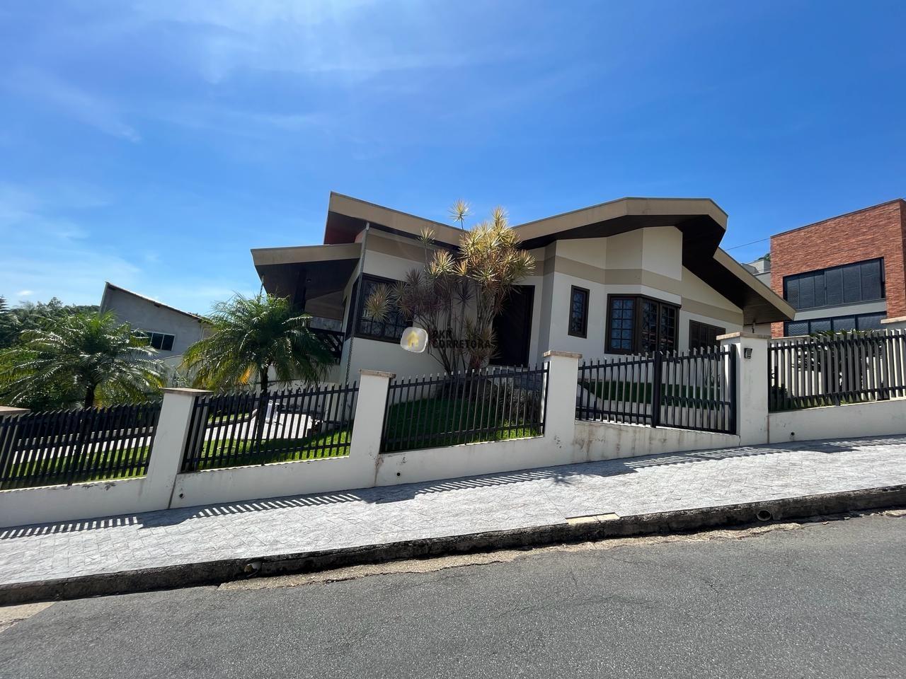 Casa de 3 quartos, 241m² no bairro SOUZA CRUZ, em Brusque | Eu Corretor