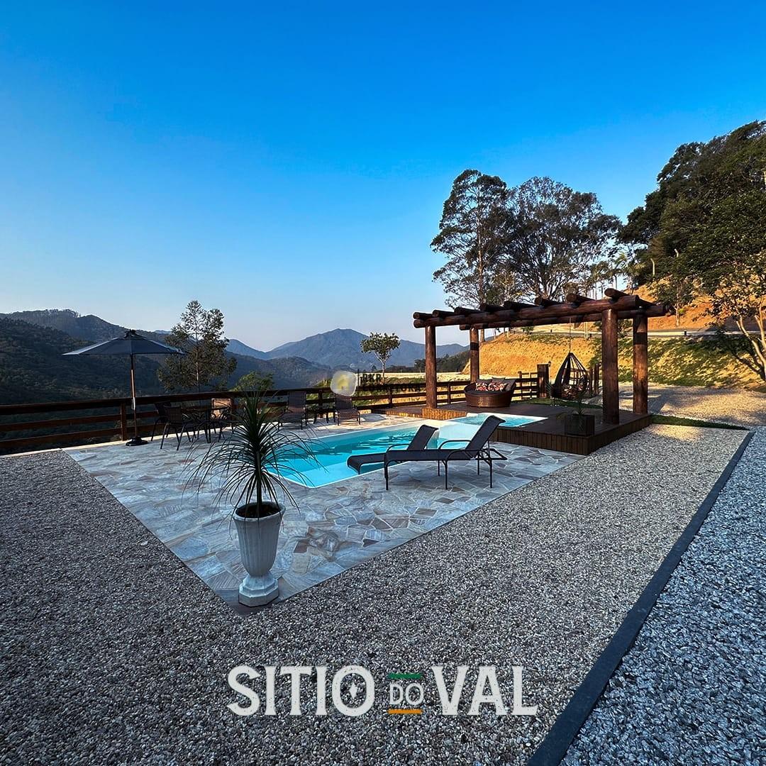 Casa de 120m² no bairro ., em Canelinha | Eu Corretor