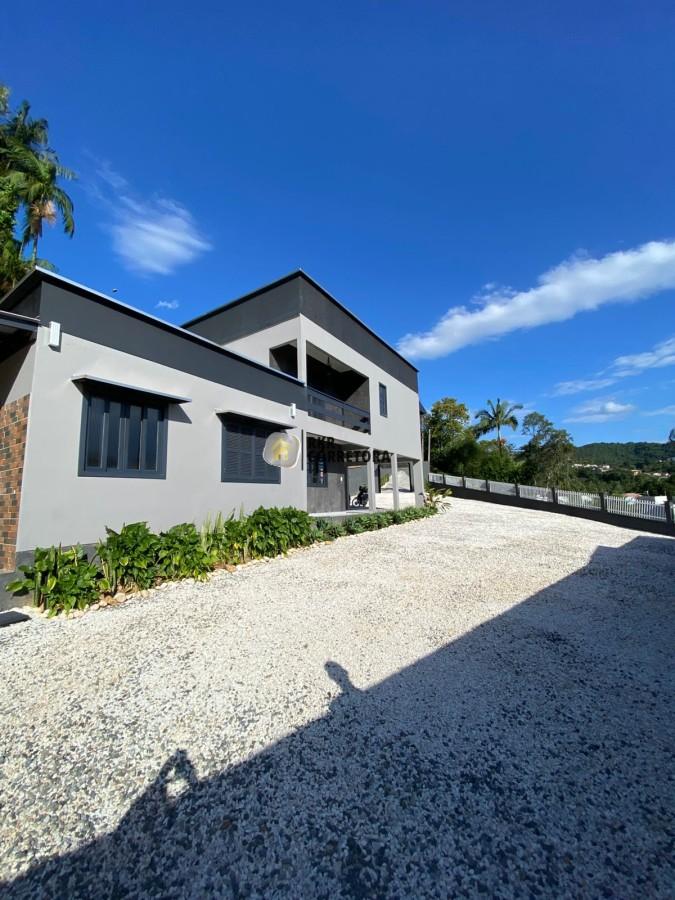 Casa de 3 quartos, 175m² no bairro ÁGUAS CLARAS, em Brusque | Eu Corretor