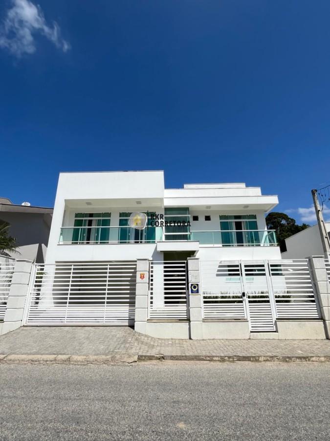 Casa de 4 quartos, 300m² no bairro SOUZA CRUZ, em Brusque | Eu Corretor