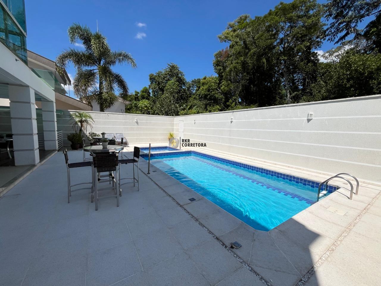 Casa de 4 quartos, 300m² no bairro SOUZA CRUZ, em Brusque | Eu Corretor