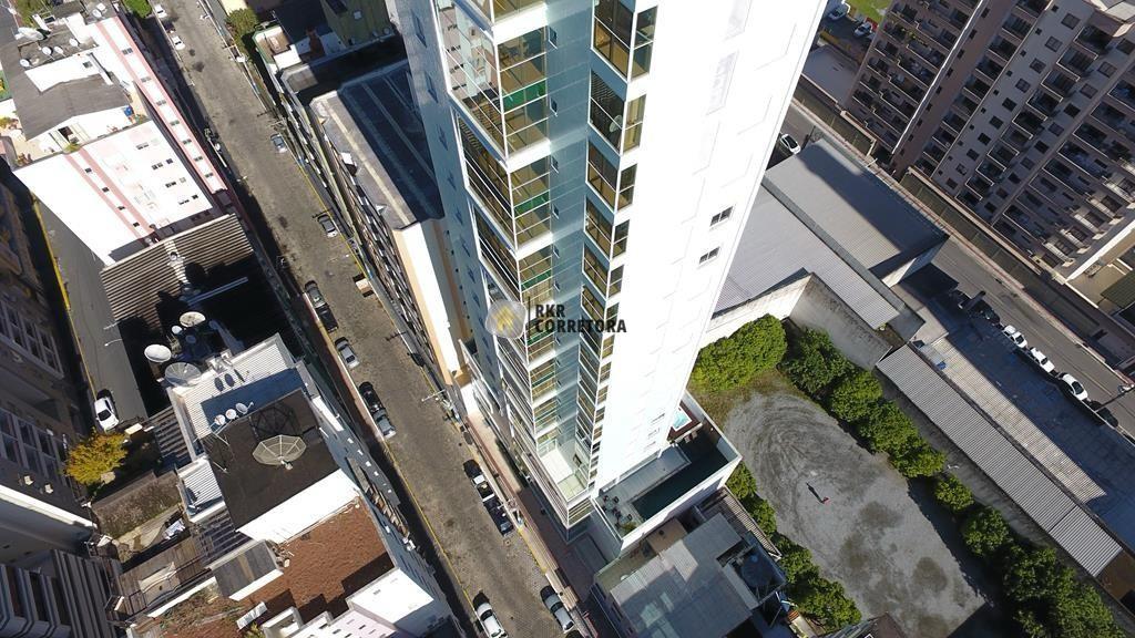 Apartamento de 240m² no bairro CENTRO, em Balneário Camboriú | Eu Corretor